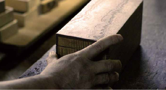 写真：かつお節削り器